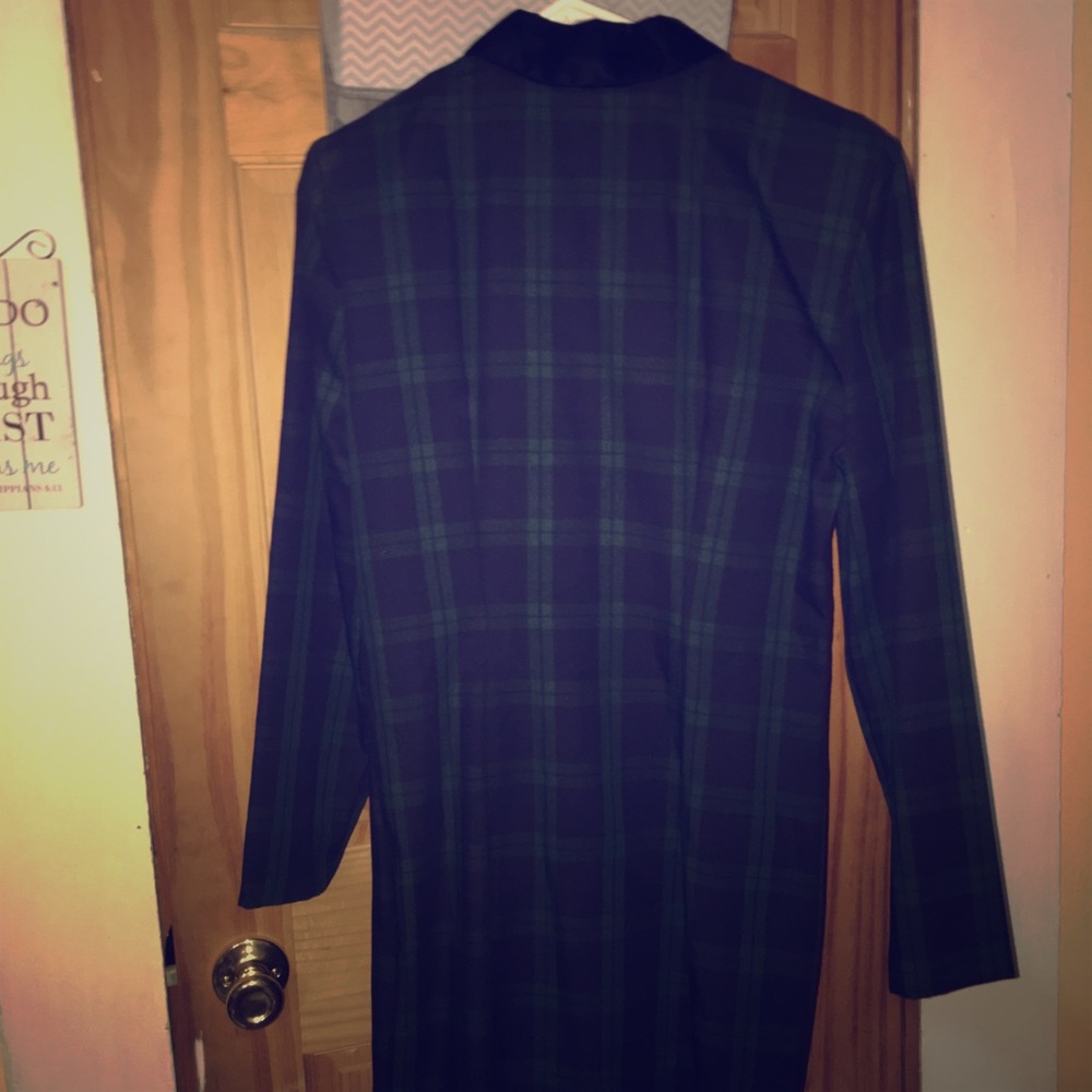 Timeless dress worn once
